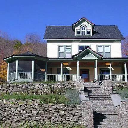 Where to Stay in the Appalachians: 15 Best B&Bs & Apartments