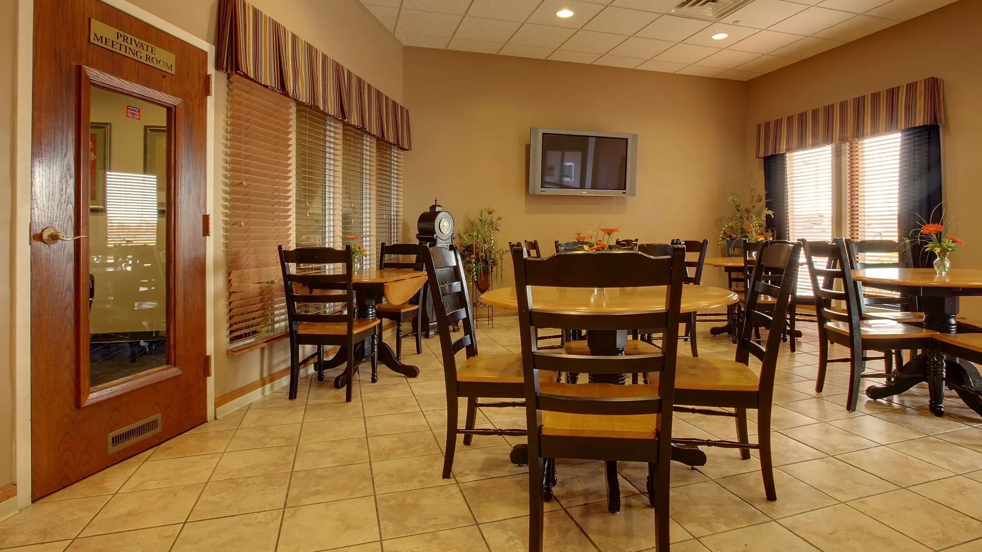 6 Top-Rated Family-Friendly Hotels In Greater St. Louis