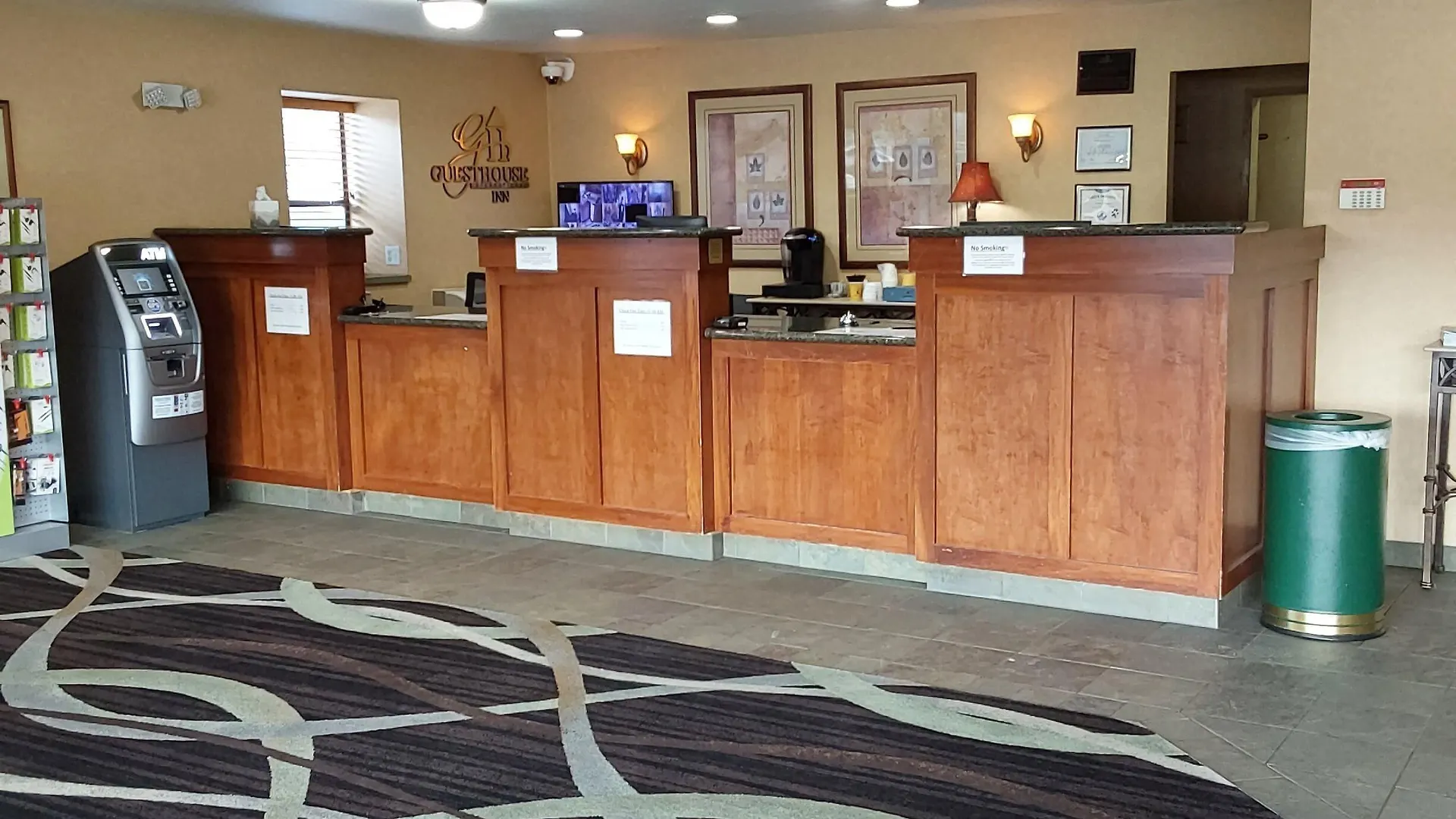 Staying Near Mount Baker Theatre: 6 Budget Hotels Compared