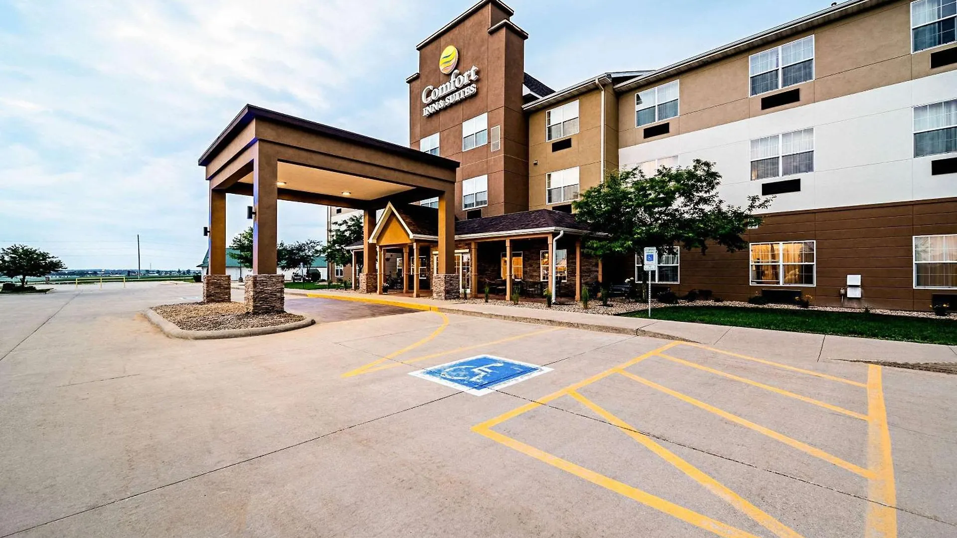 Where to Stay in Iowa: 15 Best Family-Friendly Hotels