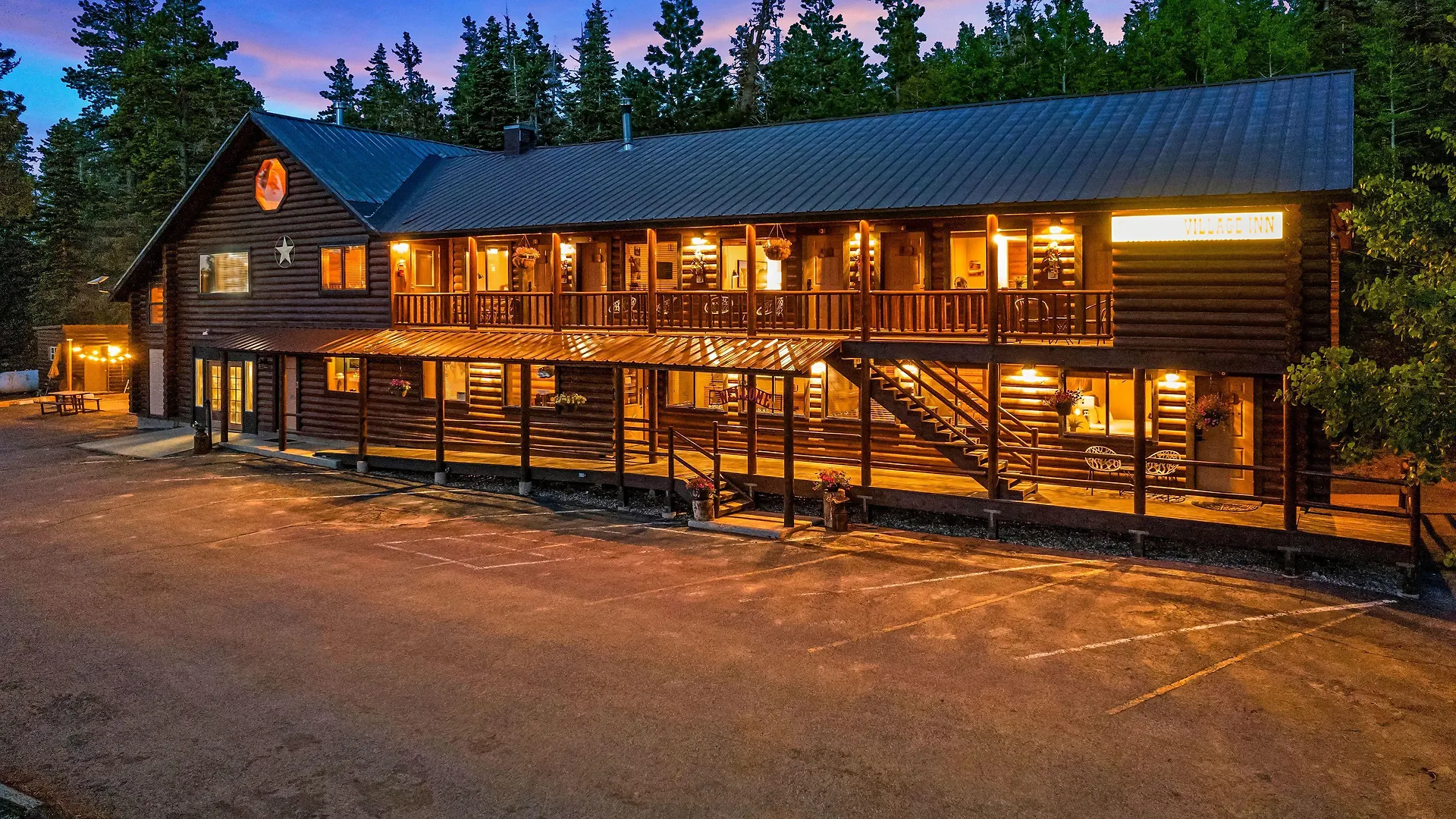 6 Lodge Hotels in Utah That Deliver on the National Park Promise