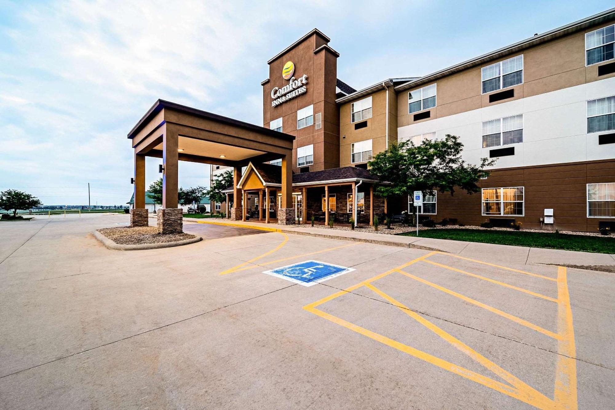 Where to Stay in Iowa: 15 Best Family-Friendly Hotels